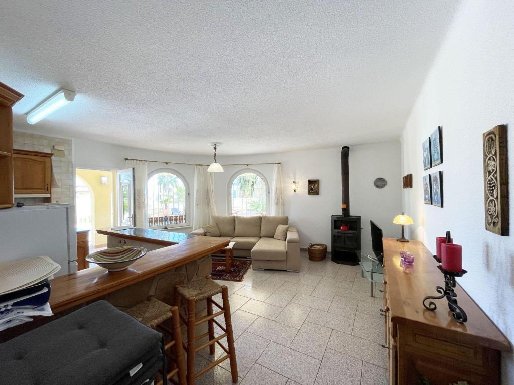 5 bed casa / chalet in Calpe