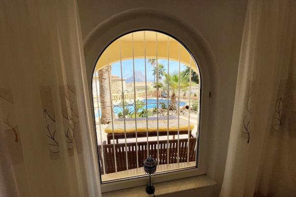 5 bed casa / chalet in Calpe