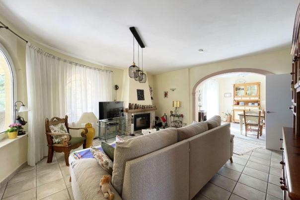 5 bed casa / chalet in Calpe