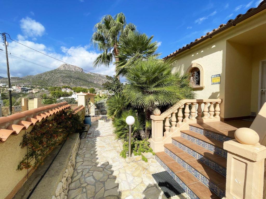 5 bed casa / chalet in Calpe