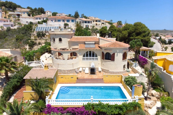 4 bed villa in Poble Nou de Benitatxell