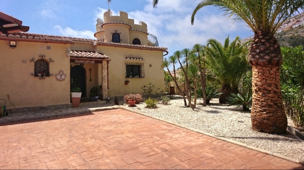 4 bed villa in Poble Nou de Benitatxell