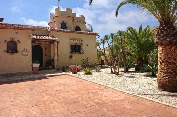 4 bed villa in Poble Nou de Benitatxell