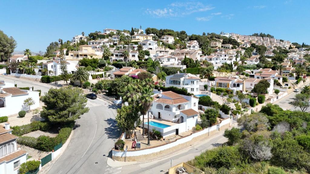 5 bed villas in Benitachell