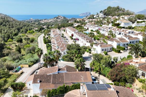 5 bed villas in Benitachell