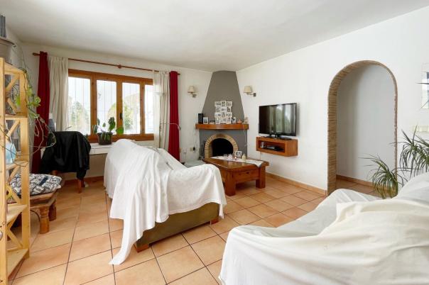 5 bed villas in Benitachell
