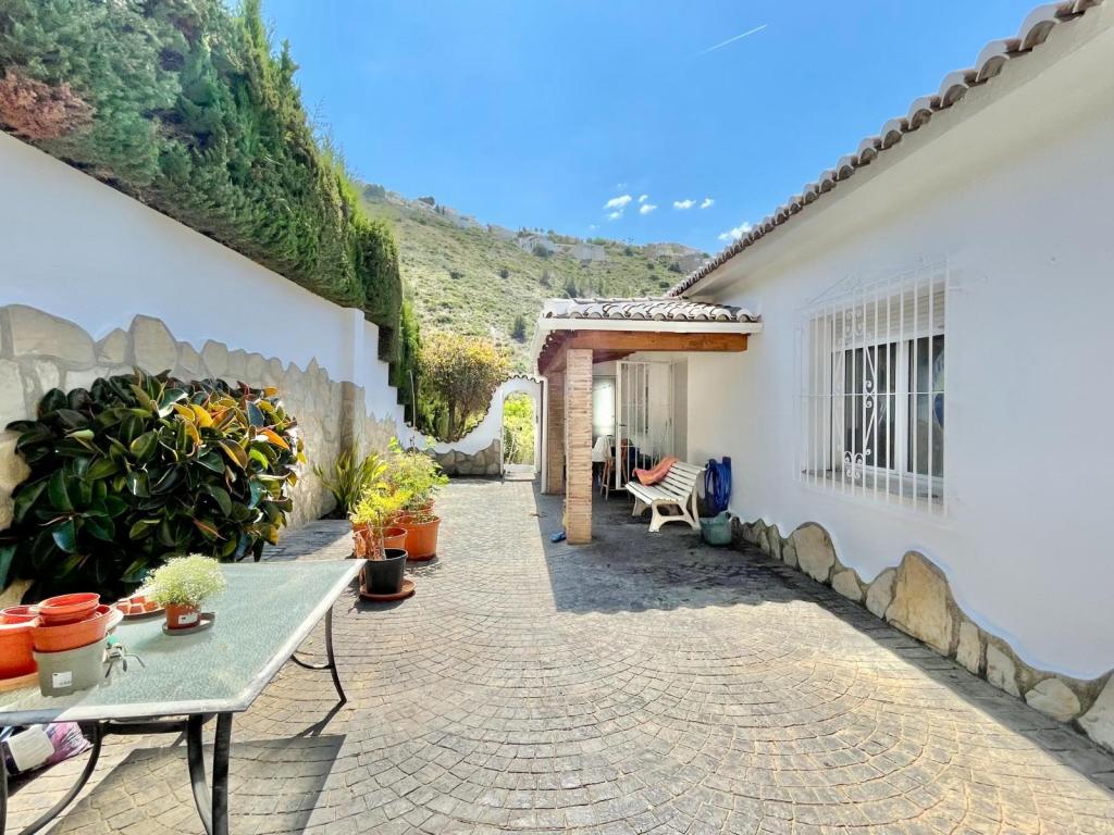 5 bed villas in Benitachell