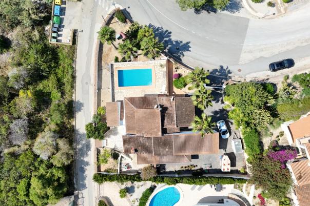 5 bed villas in Benitachell