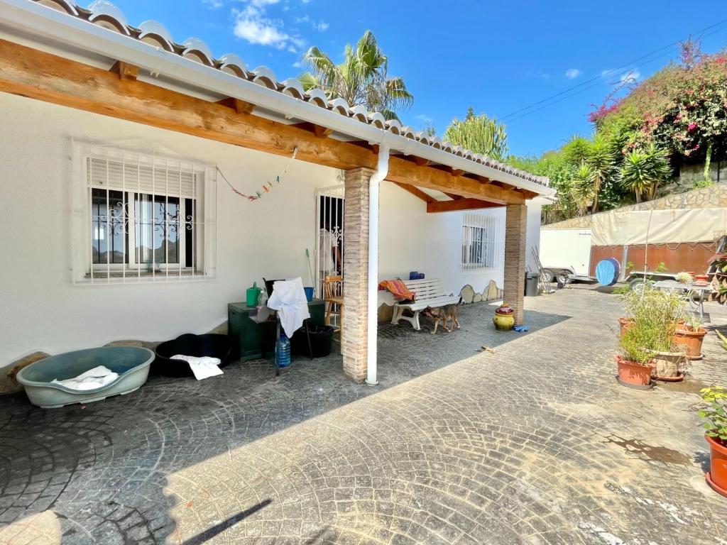 5 bed villas in Benitachell