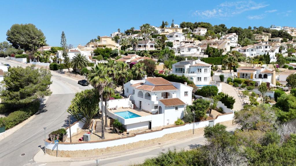 5 bed villas in Benitachell