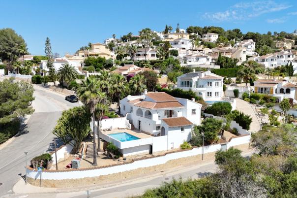 5 bed villas in Benitachell
