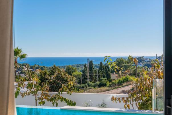 5 bed villas in Moraira