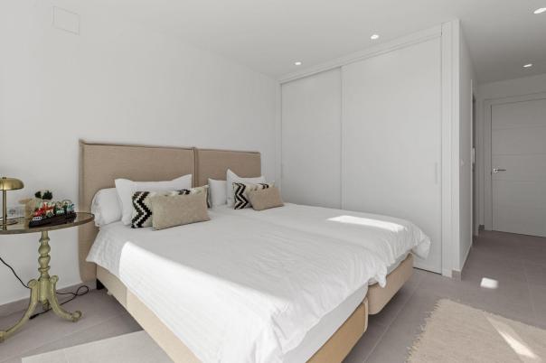 5 bed villas in Moraira