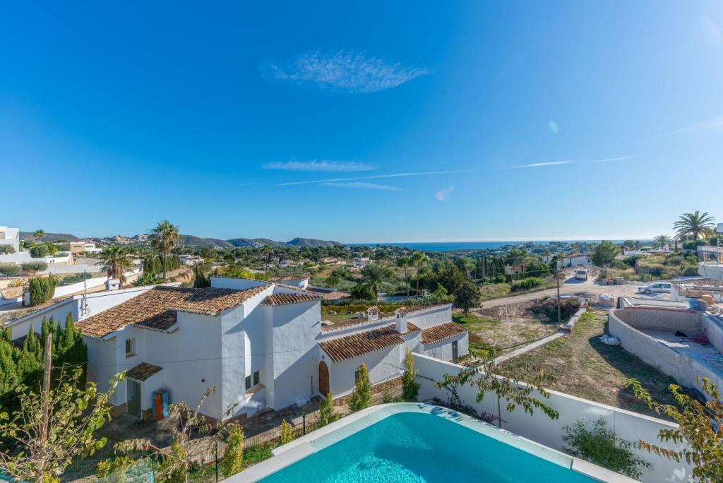 5 bed villas in Moraira