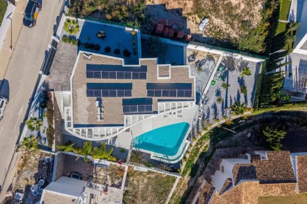5 bed villas in Moraira
