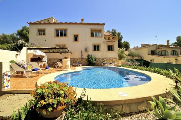 5 bed villa in Benissa