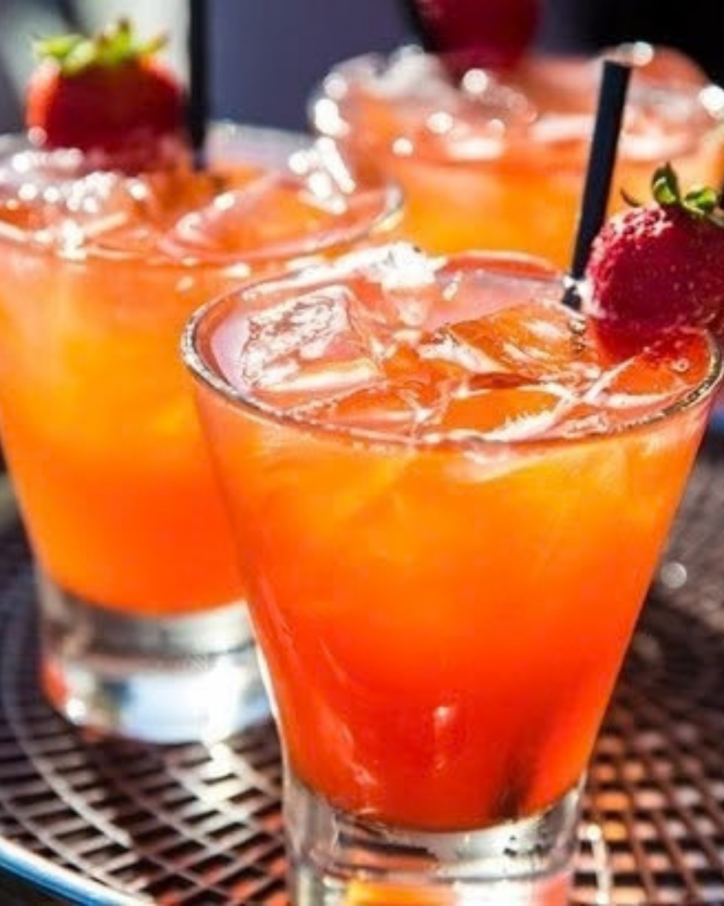 Moraira Nightlife: Live Music, Cocktails and Evening Bars