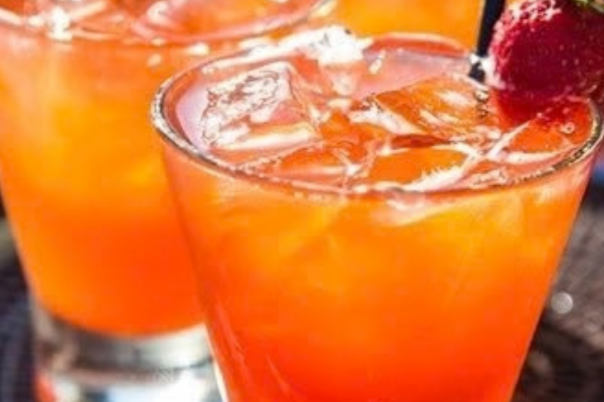 Moraira Nightlife: Live Music, Cocktails and Evening Bars