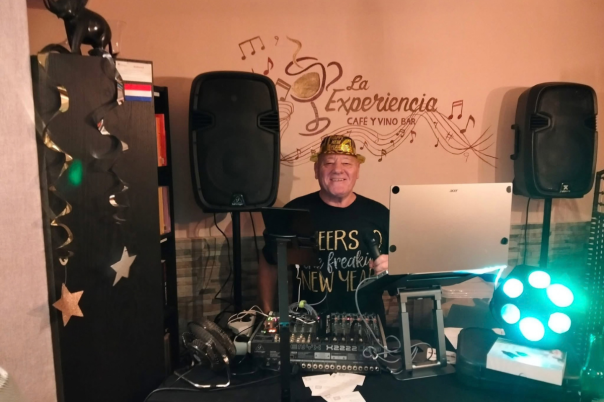 Moraira Nightlife: Live Music, Cocktails and Evening Bars