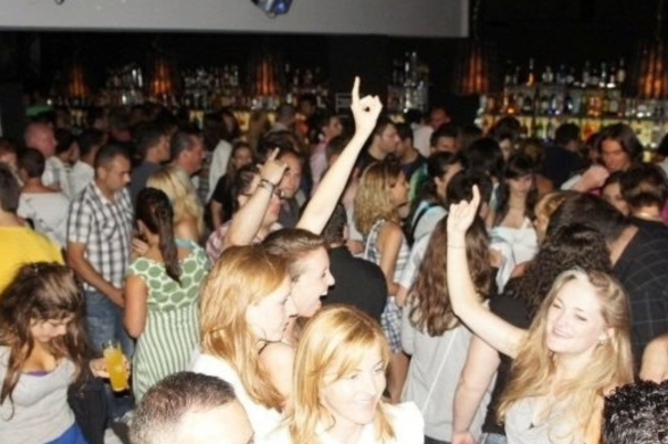 Moraira Nightlife: Live Music, Cocktails and Evening Bars