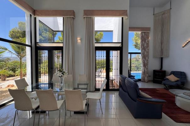 4 bed villa in Moraira