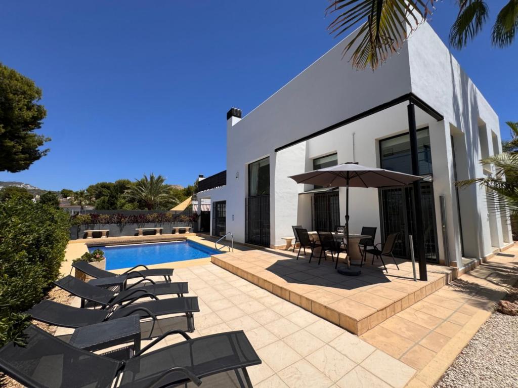 4 bed villa in Moraira