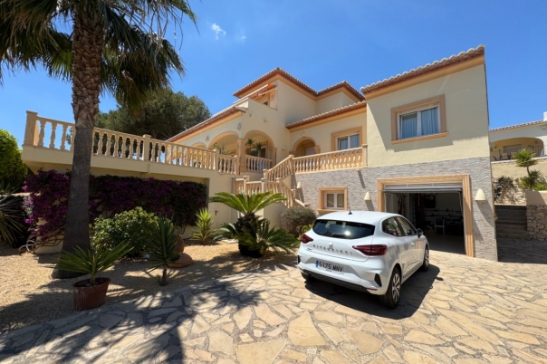 4 bed villa in Moraira