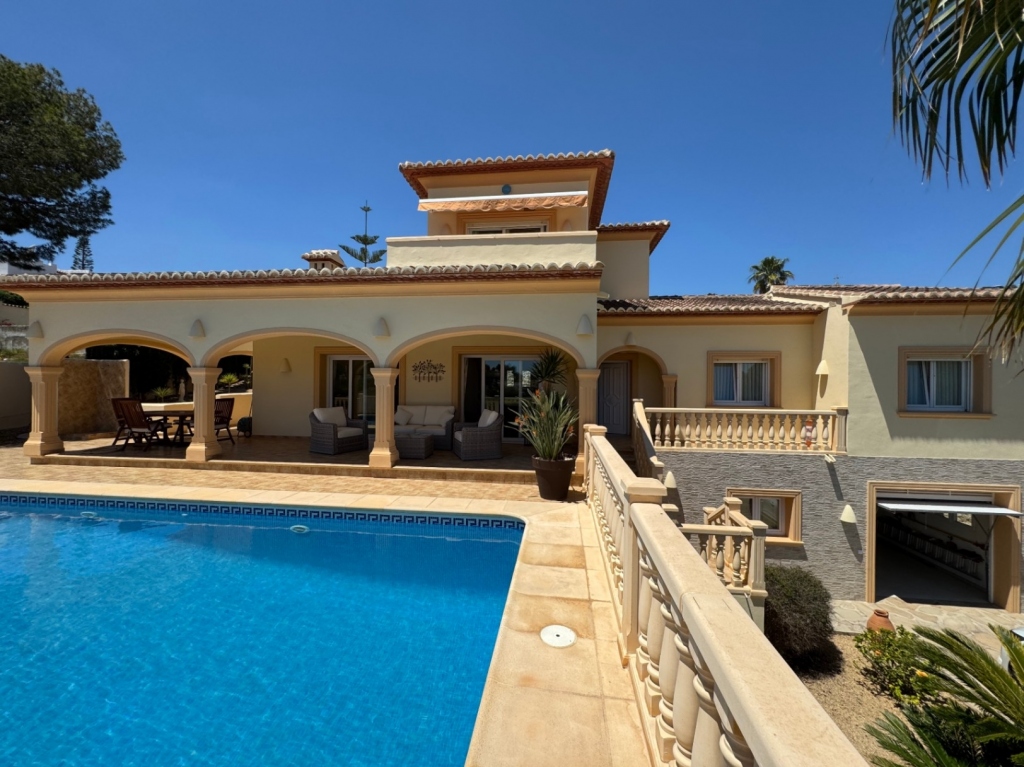 4 bed villa in Moraira