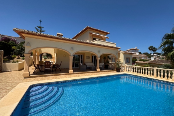 4 bed villa in Moraira