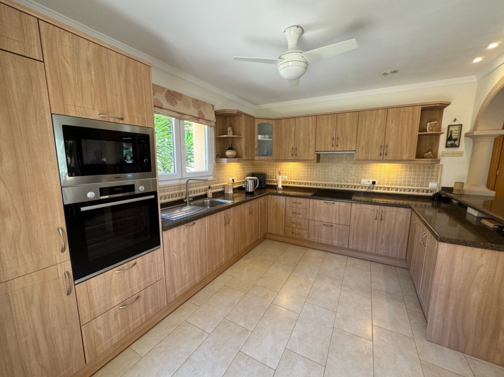 4 bed villa in Moraira
