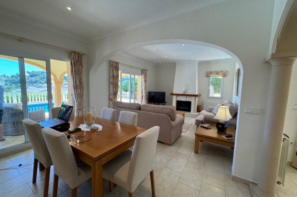 4 bed villa in Moraira
