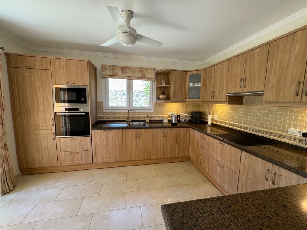 4 bed villa in Moraira