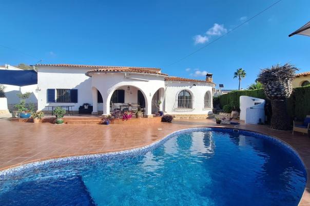 4 bed villa in Benissa