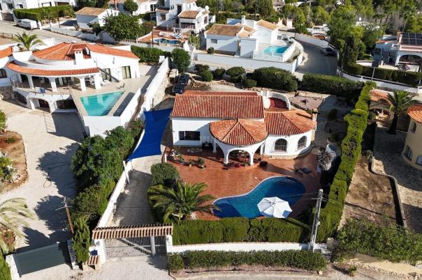 4 bed villa in Benissa