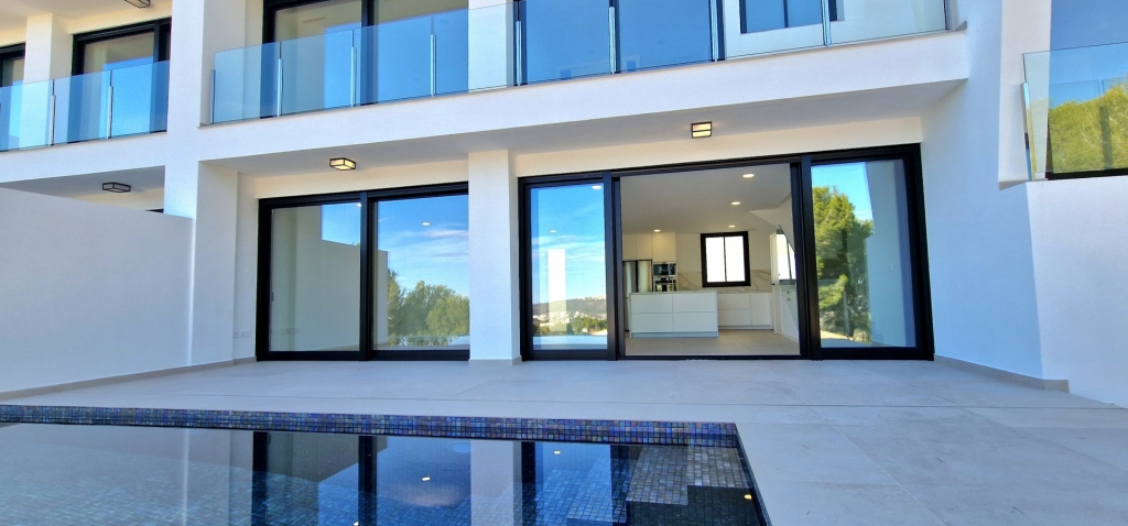 3 bed semi detached villa in Moraira