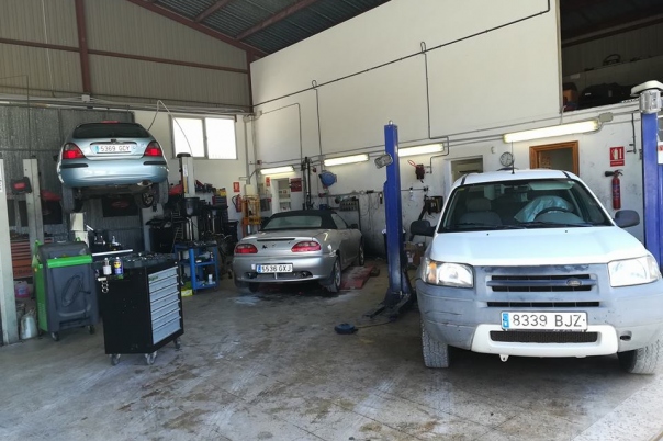 Fernando of Benitachell - Motor Mechanic & Garage
