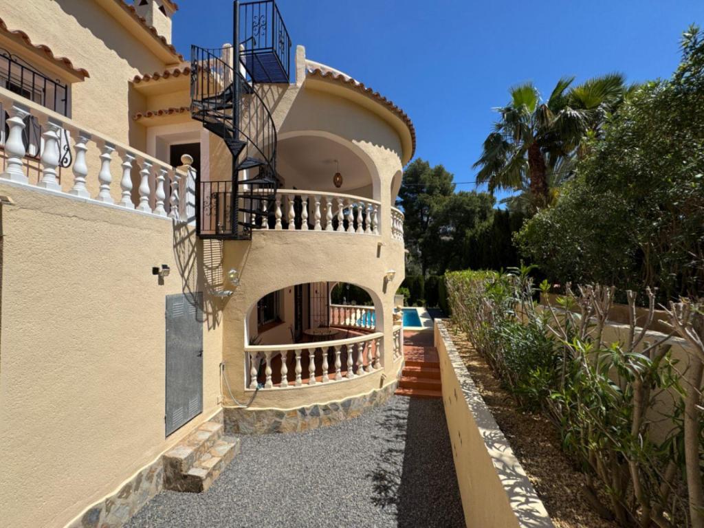 4 bed villa in Benissa