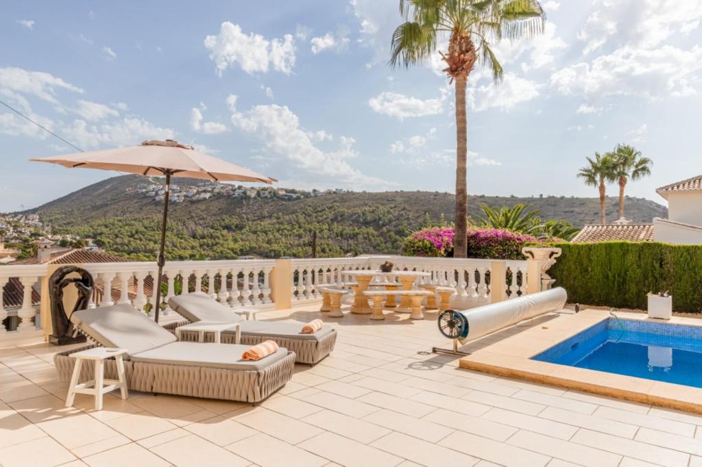 3 bed villas in Moraira