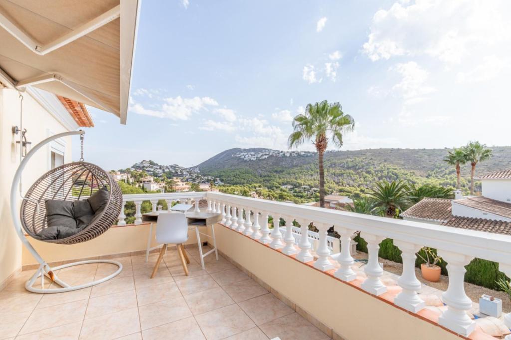 3 bed villas in Moraira