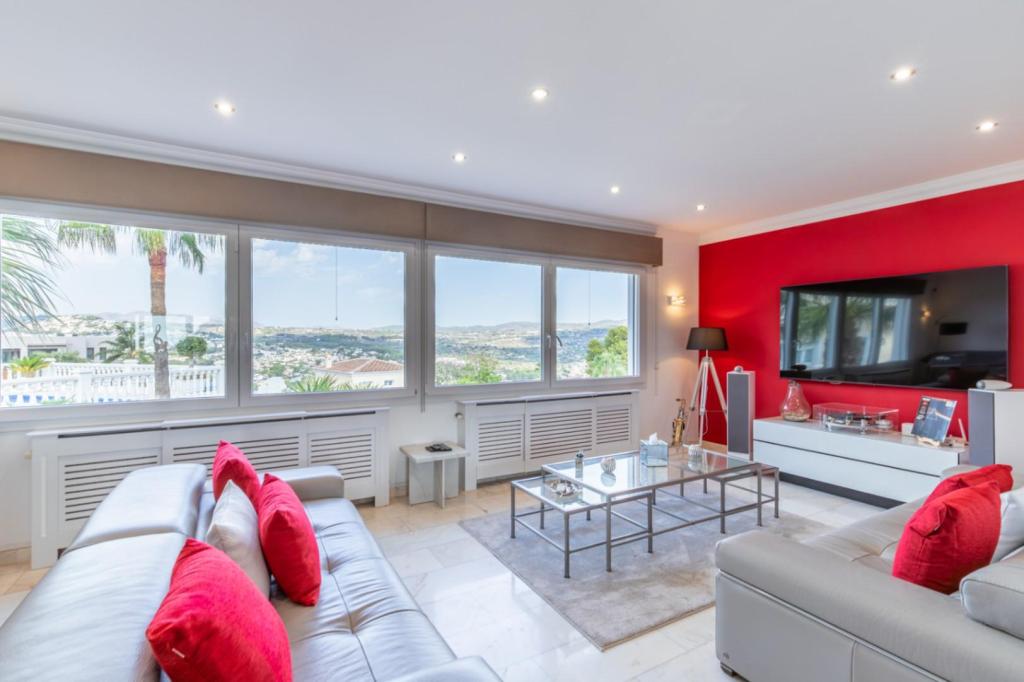 3 bed villas in Moraira