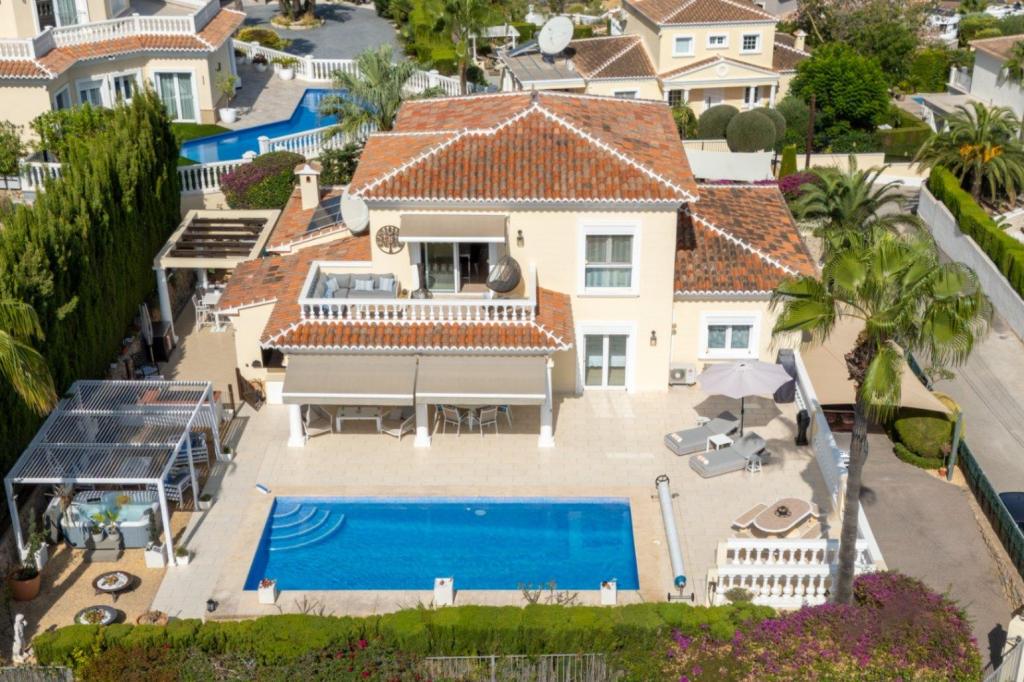3 bed villas in Moraira
