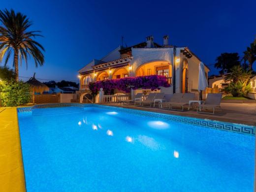 7 bed villas in Moraira