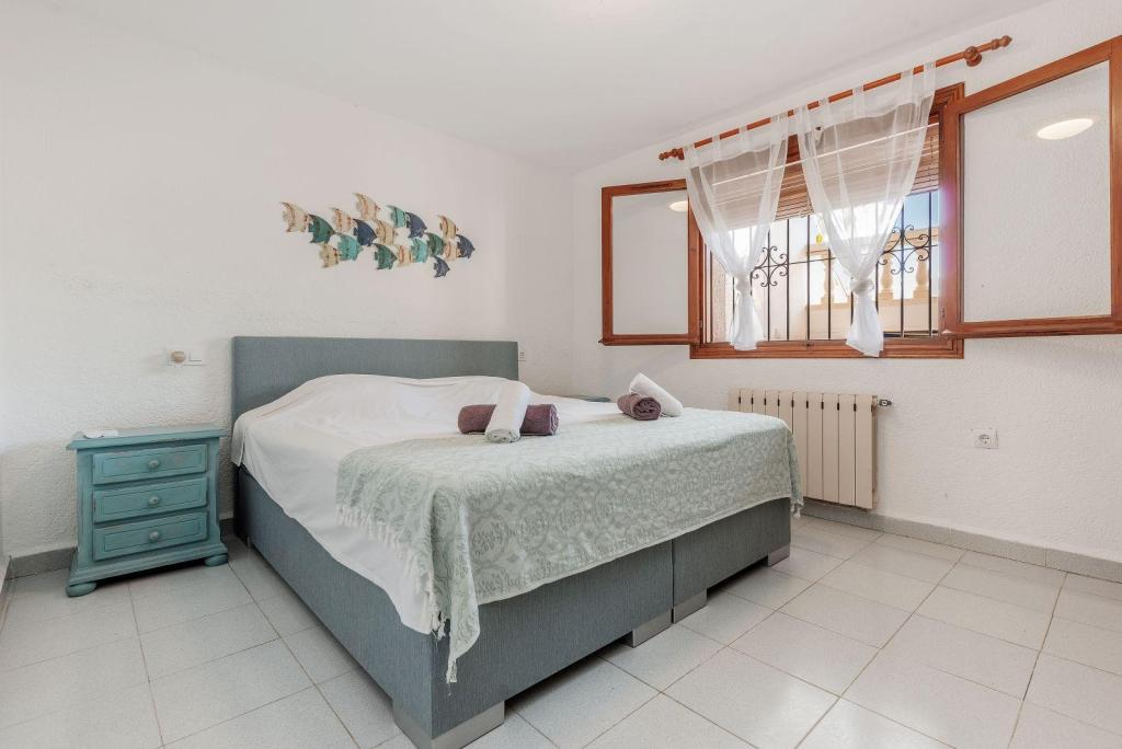 7 bed villas in Moraira