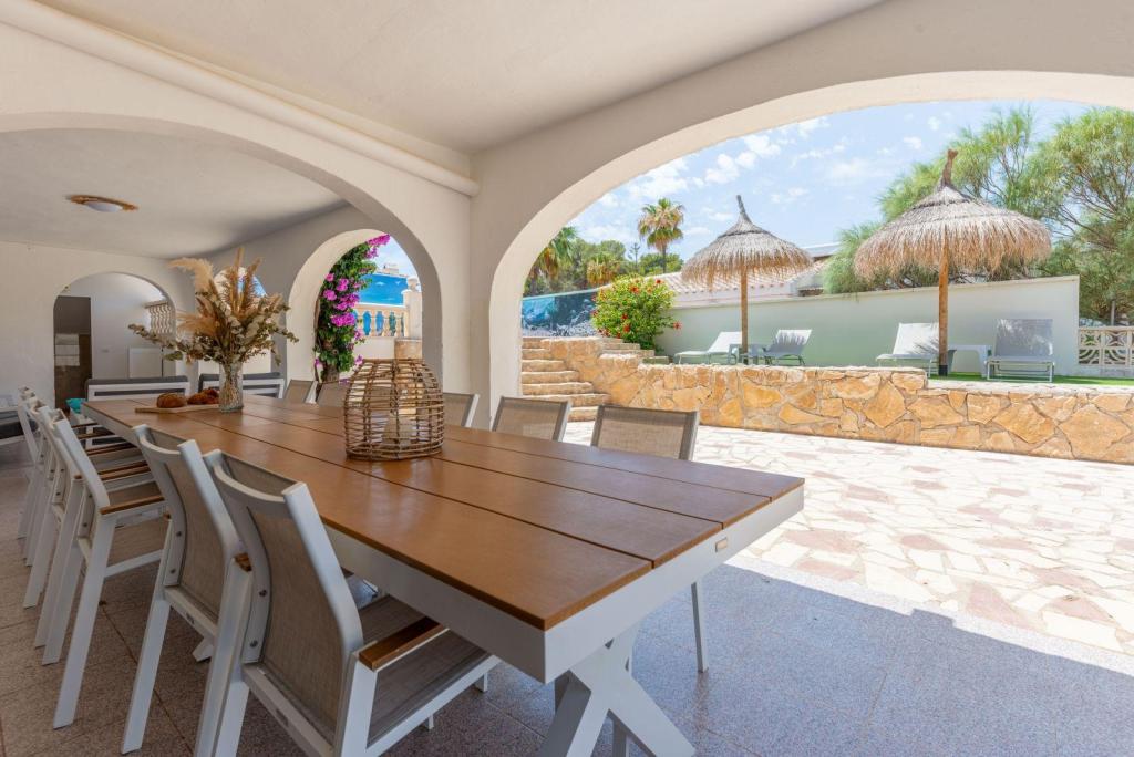7 bed villas in Moraira