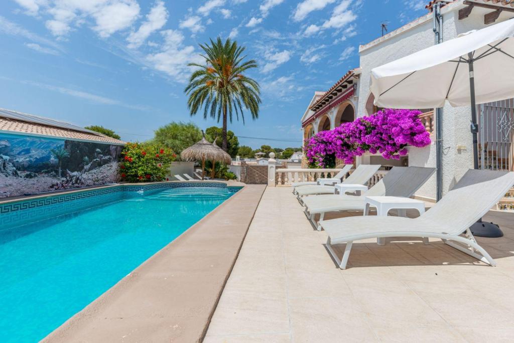 7 bed villas in Moraira