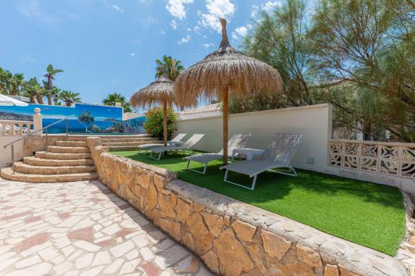 7 bed villas in Moraira