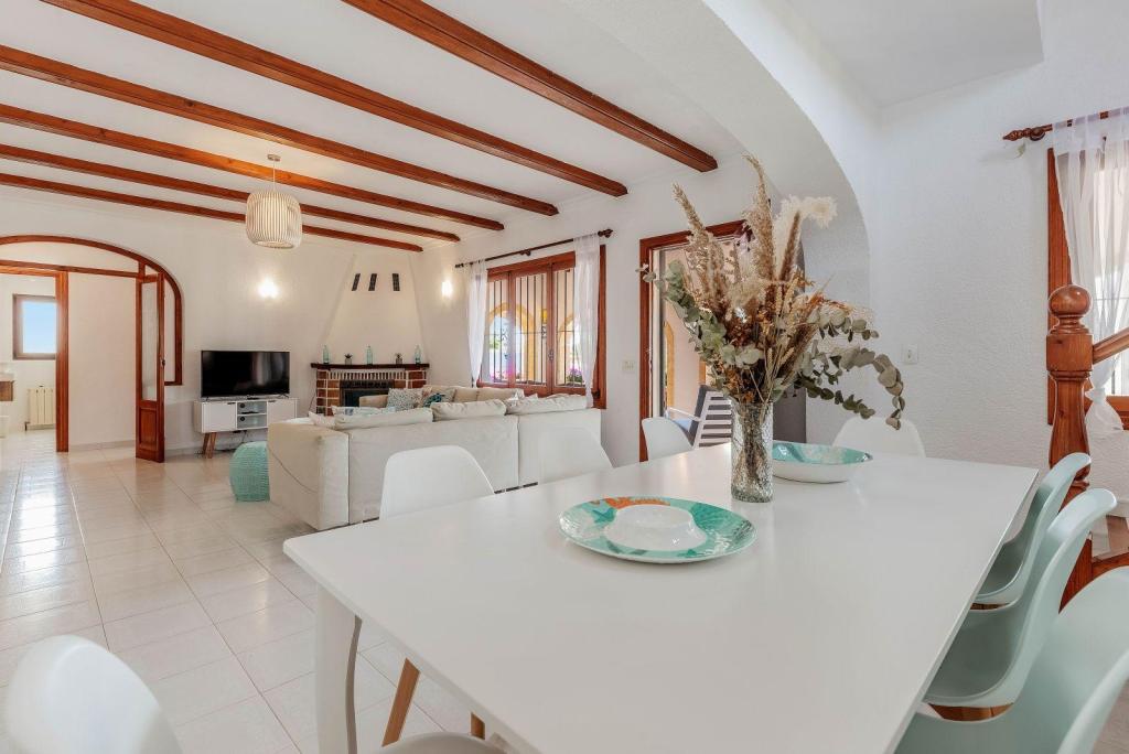7 bed villas in Moraira