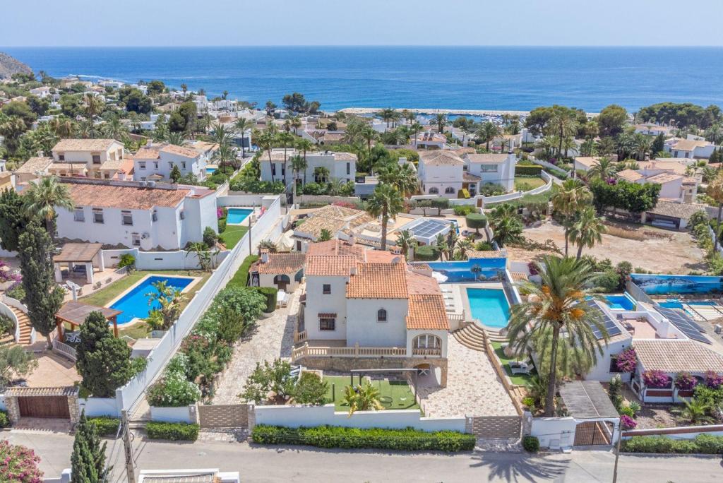 7 bed villas in Moraira