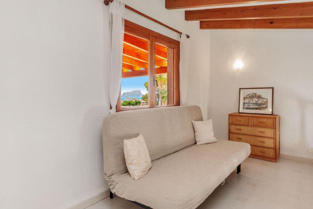 7 bed villas in Moraira