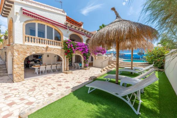 7 bed villas in Moraira